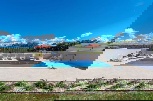 Photo 23 - Villa in Novigrad With Private Pool