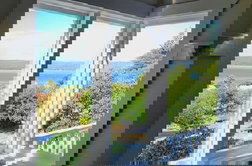 Foto 7 - Bay Vista Cottage by the BnB Collection
