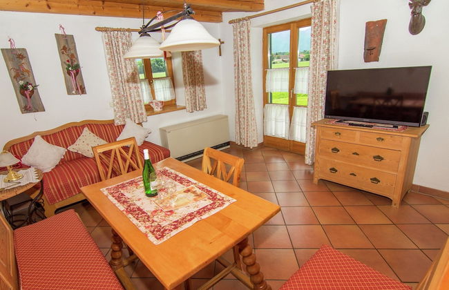 Charming Holiday Home Near the Bavarian Alps - Foto 9