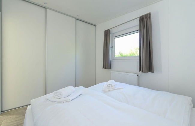 Brand new Chalets at 10 Minutes From the Oosterschelde - Photo 9