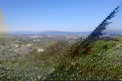 Foto 74 - Farmhouse in Marsciano With Vineyards Olive Groves