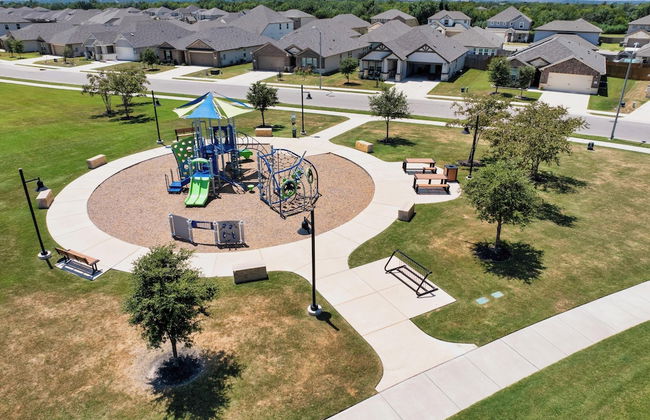 Charming 4BR Spacious Backyard in Hutto - Foto 21
