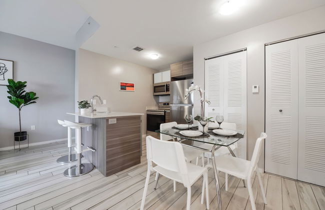 Miami Apt Close to Downtown - Photo 14