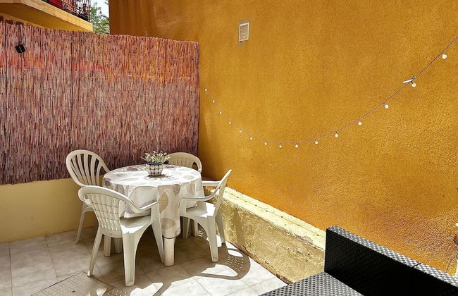 Beachfront Apartment With Patio & Private Terrace - Foto 25
