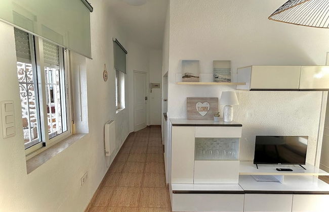 Beachfront Apartment With Patio & Private Terrace - Foto 17