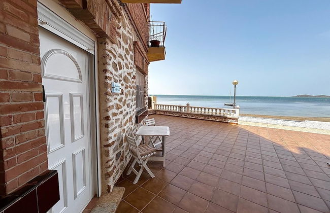 Beachfront Apartment With Patio & Private Terrace - Foto 28