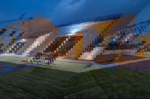 Foto 37 - Stylish Panoramic Villa With Private Pool