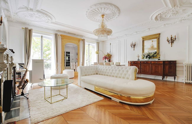 Luxurious Flat - 4bd/8p - Arc de Triomphe - Photo 1
