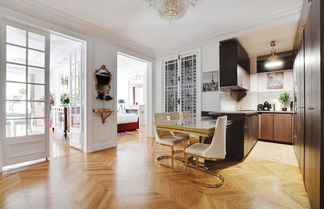 Luxurious Flat - 4bd/8p - Arc de Triomphe - Photo 17