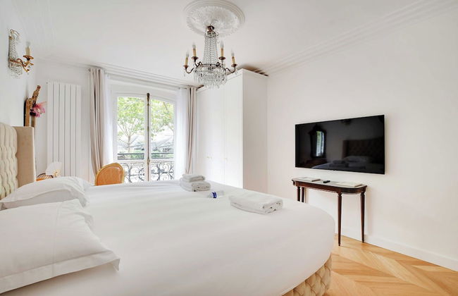 Luxurious Flat - 4bd/8p - Arc de Triomphe - Photo 11