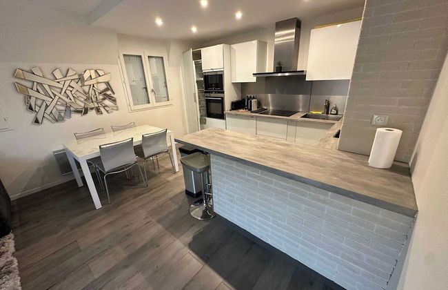 Renovated Apartment Sleeping 6 - Pool and Tennis - Foto 1