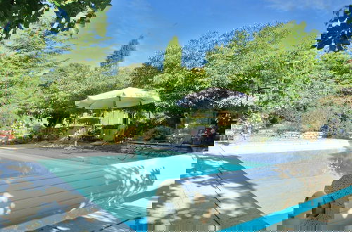 Photo 39 - Splendid Villa in Viens With Swimming Pool