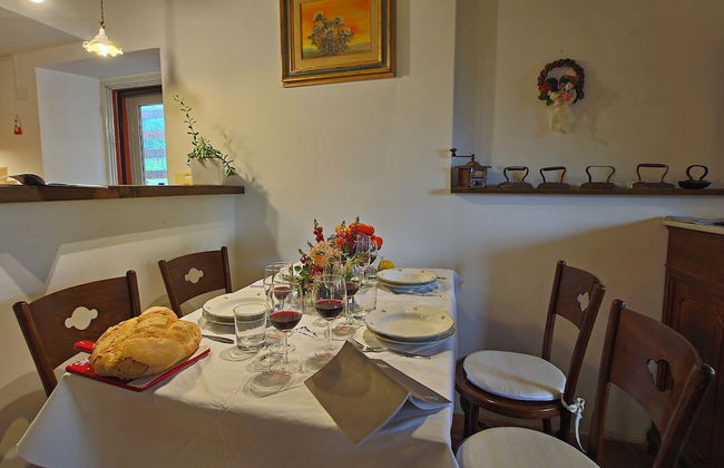 Spacious Villa With Pool in Fabriano Italy - Foto 54