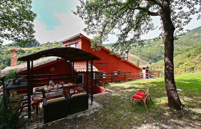 Spacious Villa With Pool in Fabriano Italy - Foto 66