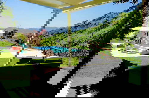 Photo 49 - Spacious Villa With Pool in Fabriano Italy