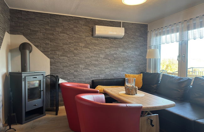Striking Holiday Home in Sternberg With Jetty - Foto 27