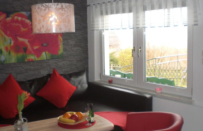 Striking Holiday Home in Sternberg With Jetty - Foto 19