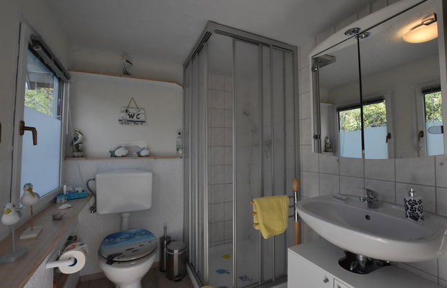 Striking Holiday Home in Sternberg With Jetty - Foto 31