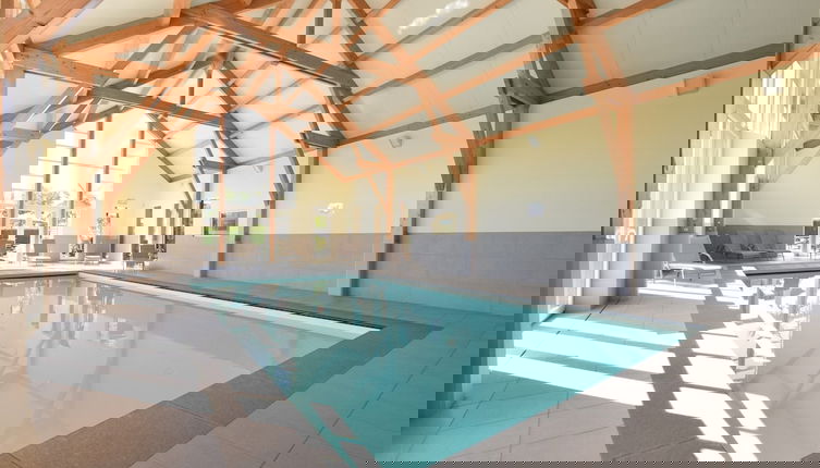 Foto 1 - Contemporary House in Rendeux With Indoor Pool