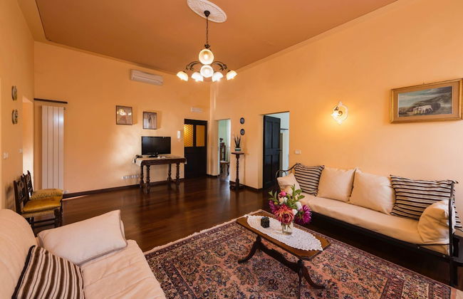 Air-conditioned Flat With Pool and Wellness Area - Photo 30
