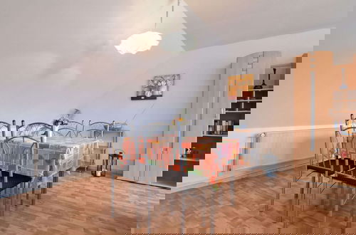 Photo 8 - Attractive Apartment in Klutz Near the Sea