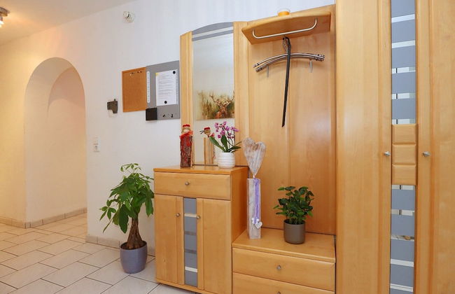 Cozy Apartment in Schwenningen With Garden - Photo 2