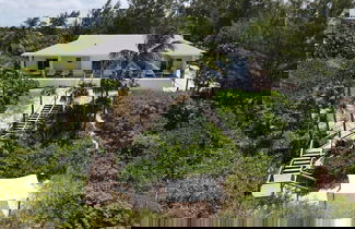 Foto 1 - Tranquil Waters: Private Oceanfront Retreat