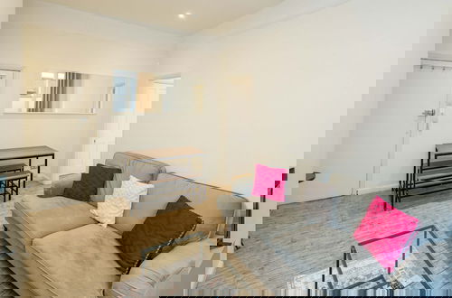 Foto 15 - Central London 3-Bed Apartment near Oxford Street