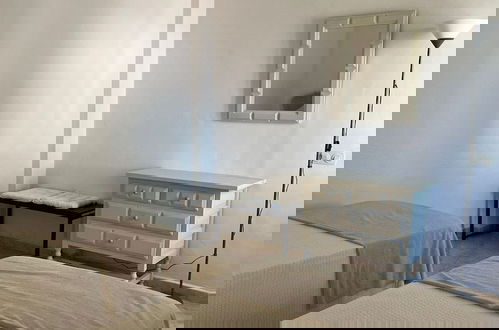 Foto 1 - Lovely 2 Bedroom Apartment Near the Beach