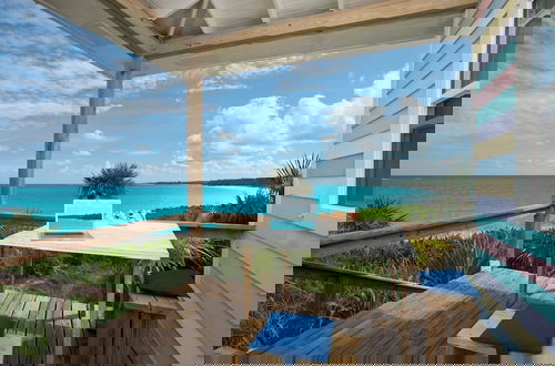 Foto 8 - Cayo Loco Getaway: Private Beachfront Haven