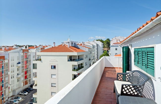 Lovely 2 Bedroom Duplex Apt w Terrace in Cascais - Foto 15