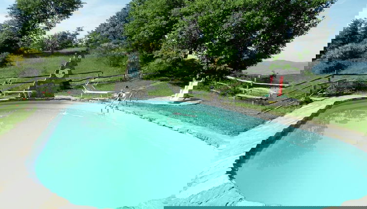Foto 1 - Holiday Home in Ortignano With Swimming Pool