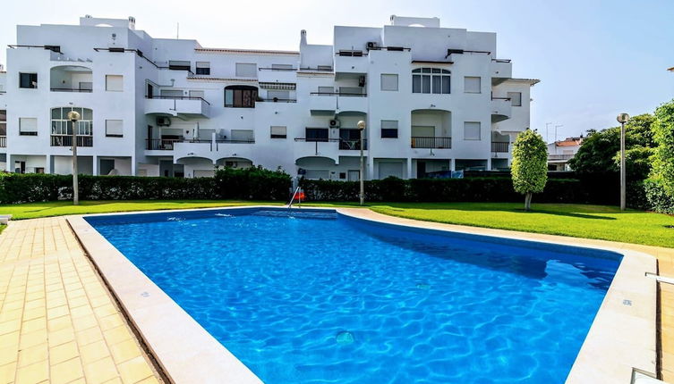 Photo 1 - Holiday 1 Bed Apartment With Pool in Albufeira