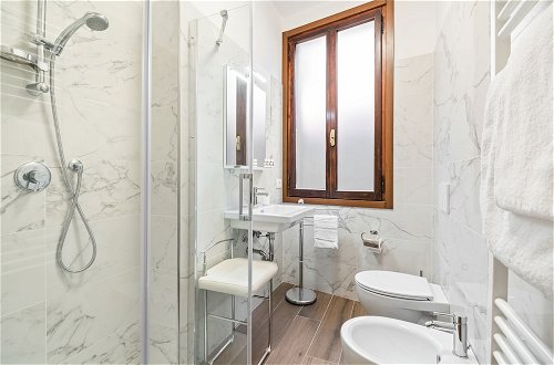 Photo 25 - Del Remer Apartment - 5mins from San Marco sq