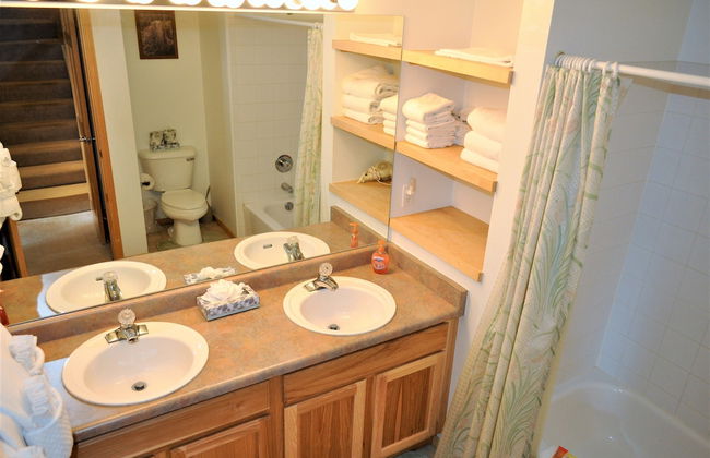 Forest Park 3 Bed 4 Bath Townhome - Foto 21
