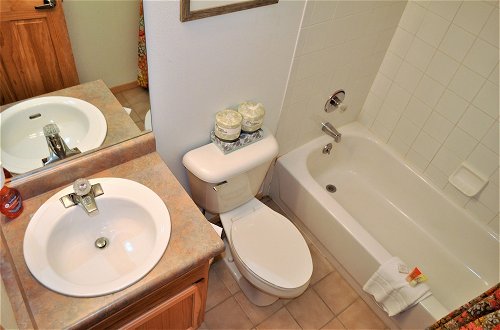 Photo 20 - Forest Park 3 Bed 4 Bath Townhome