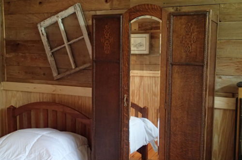 Foto 6 - Stagecoach Cabins