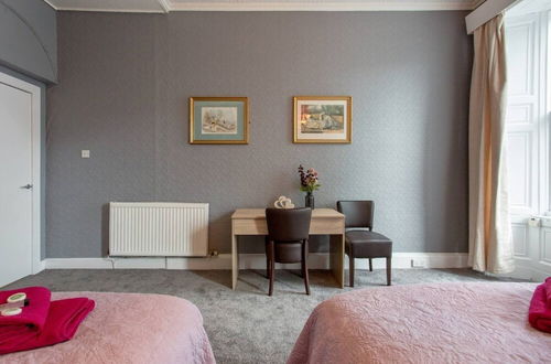 Photo 4 - Stunning 2-bed Apartment in Central Edinburgh