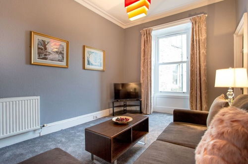 Foto 37 - Stunning 2-bed Apartment in Central Edinburgh