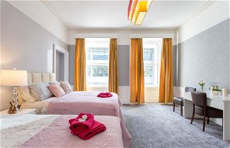 Foto 1 - Stunning 2-bed Apartment in Central Edinburgh