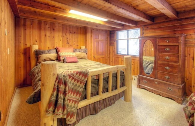 Log Cabin on the Stream - Foto 2