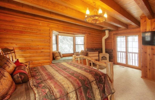Log Cabin on the Stream - Foto 8