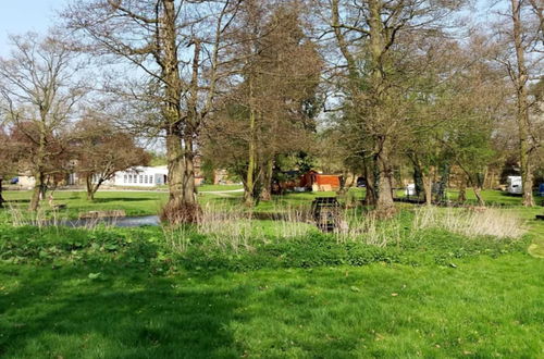 Photo 30 - 17th-century One Bed Studio With Parking & Garden