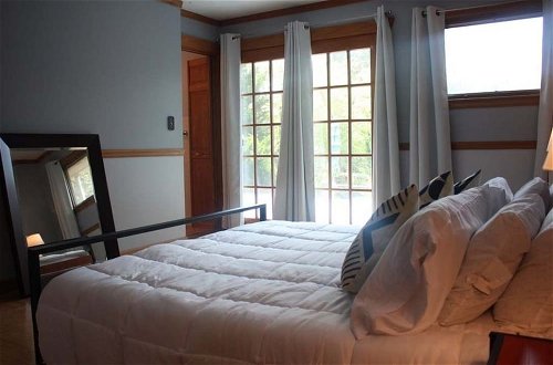 Photo 3 - Gorgeous 3bd/2ba Vacation House in the Vineyard