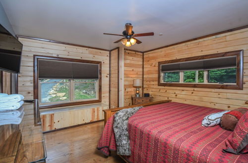 Photo 12 - Hemlock Hideaway