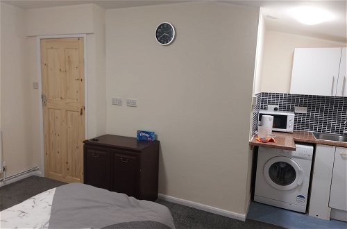 Foto 3 - 2-beds Studio Located in Parkgate Rotherham