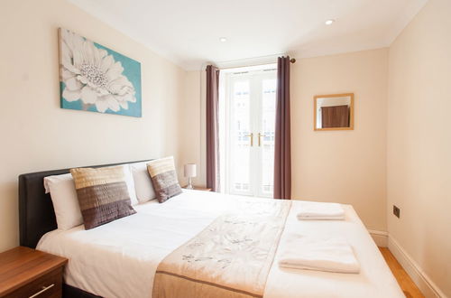 Photo 17 - London Serviced Apartments