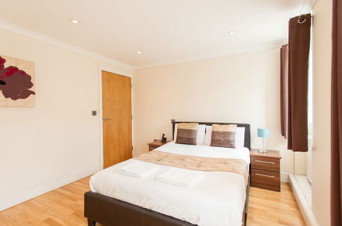 Photo 16 - London Serviced Apartments