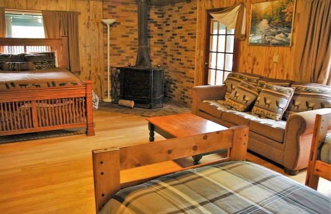 Gwin's Lodge & Roadhouse Est. 1952 - Foto 13