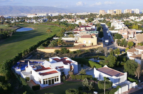 Photo 37 - Fenix Beach Apartamentos